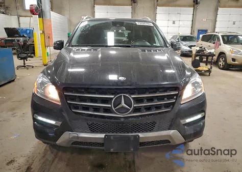 2015 Mercedes-Benz Ml 350 4Matic z USA, uszkodzony, nr VIN 4JGDA5HB4FA521982